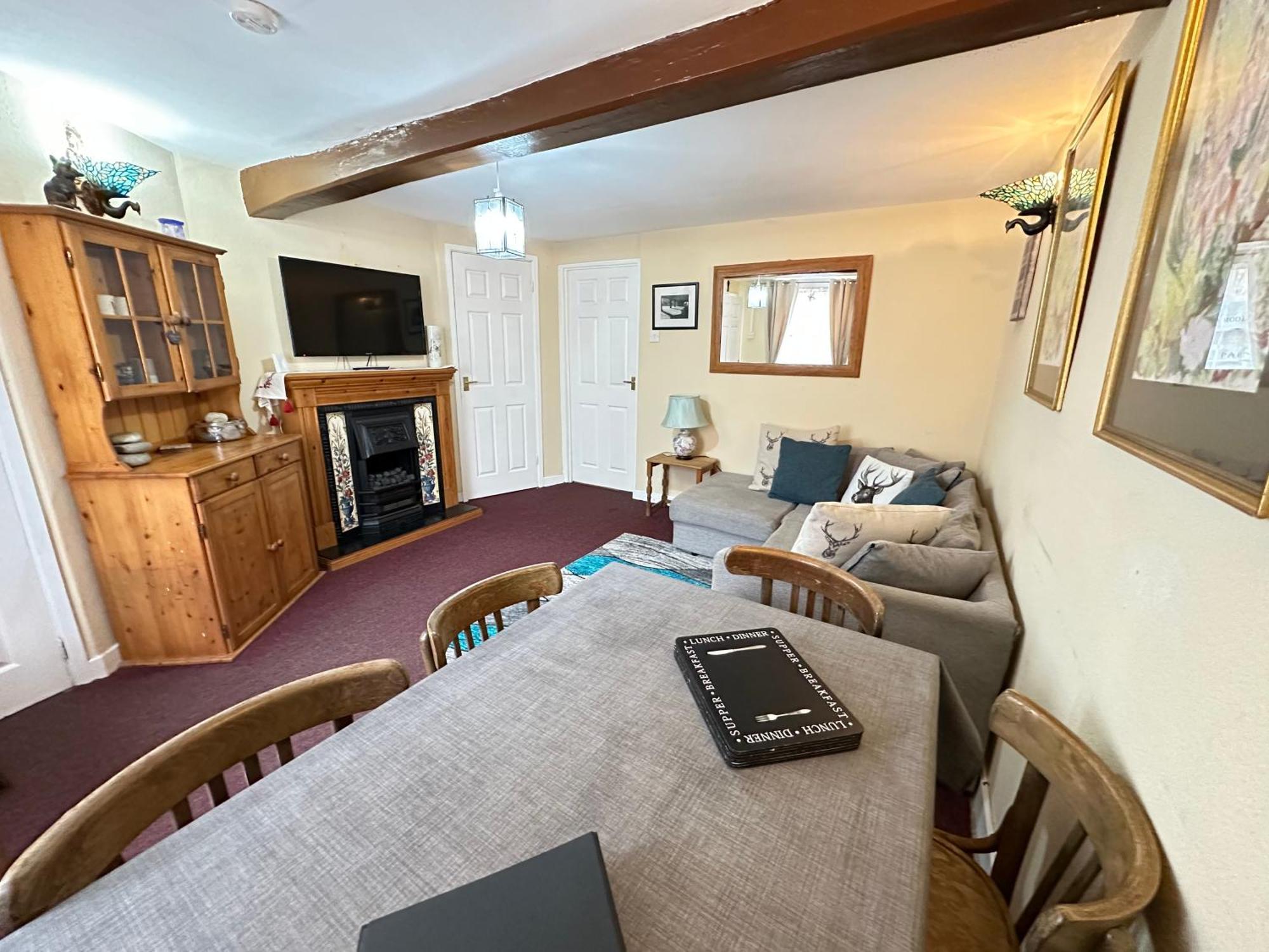 Llanidloes Townhouse-Pet-Friendly-Sleeps 6-Mid Wales Διαμέρισμα Εξωτερικό φωτογραφία